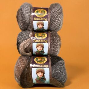 Lion Brand Amazing Yarn (Lot Of 3) Wool Blend  - Cobblestone - 1.75 oz / 147 yd